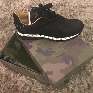 Valentino garavani camo-print sneakers
